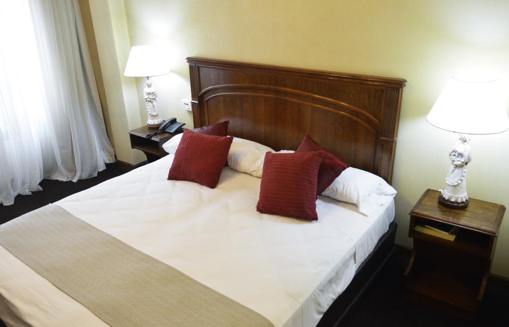 Hotel Posta Carretas بوينس آيرس المظهر الخارجي الصورة